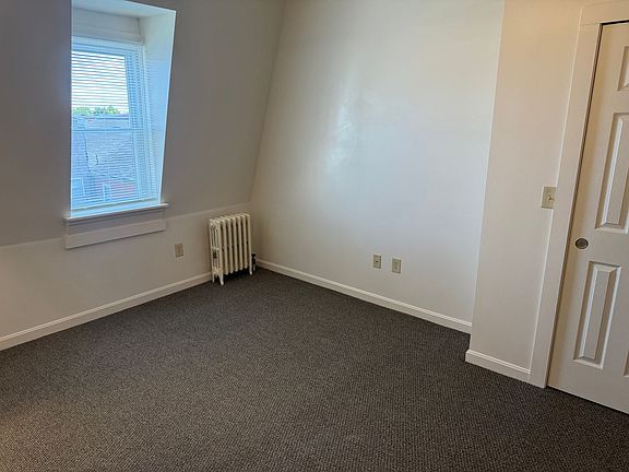 5th image of 5 Storer St #18