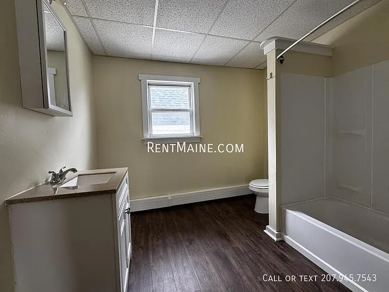 8 Bellevue St #2 — Photo 4