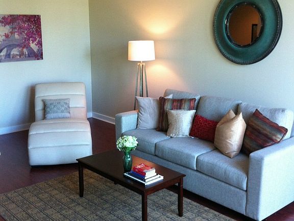 3rd image of 3500 E Lake Sammamish Pkwy SE Unit 2-104