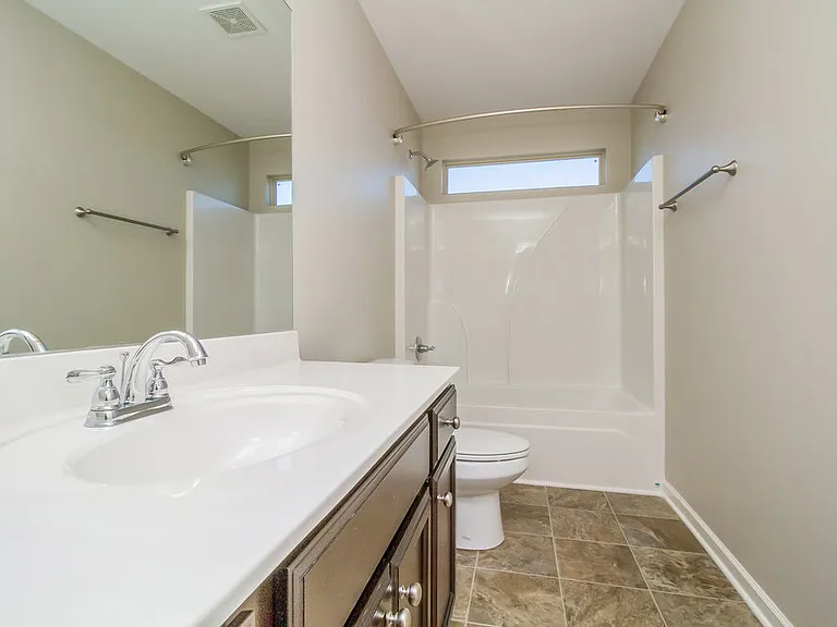 8005 Lakota Ct — Photo 14