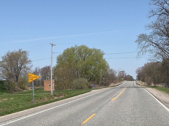 5th image of 4745 Sheridan Rd