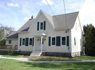 599 Quanapoag Rd, Dartmouth, MA 02747