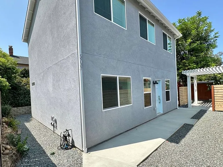 5737 Campanile Way — Photo 3