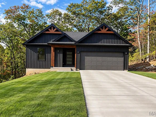 309 Pheidippides Pl, De Soto, MO 63020