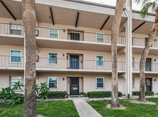 8693 Bardmoor Blvd APT 202B, Seminole, FL 33777