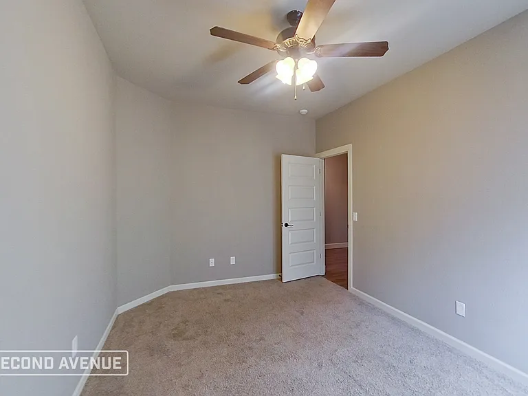 9032 NW 144th St — Photo 10