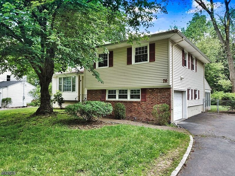 2nd image of 76 Brookside Dr