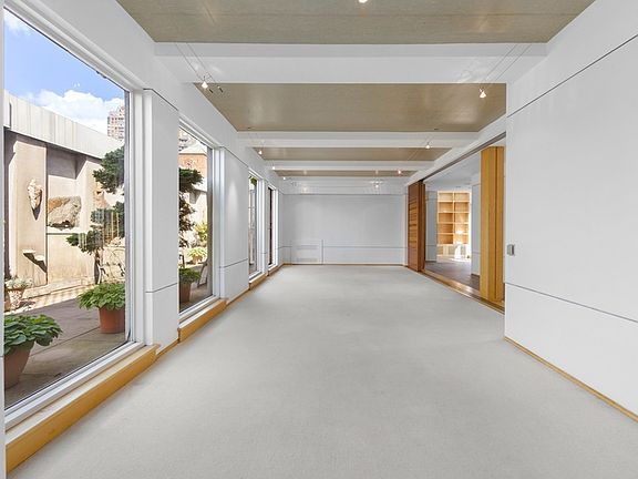 2nd image of 555 Park Ave Penthouse E