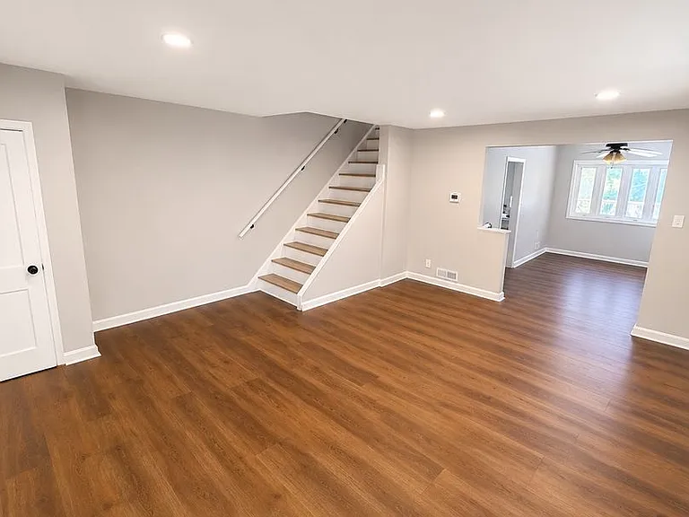5313 Todd Ave — Photo 12