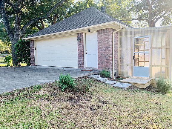 4th image of 7122 Westover Dr
