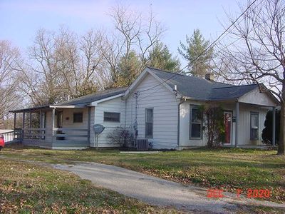 420 W Back St, Bruceville, IN, 47516