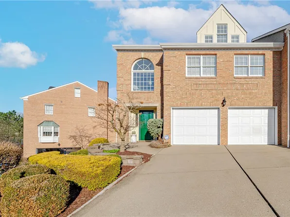 245 Merion Dr, Pittsburgh, PA 15228