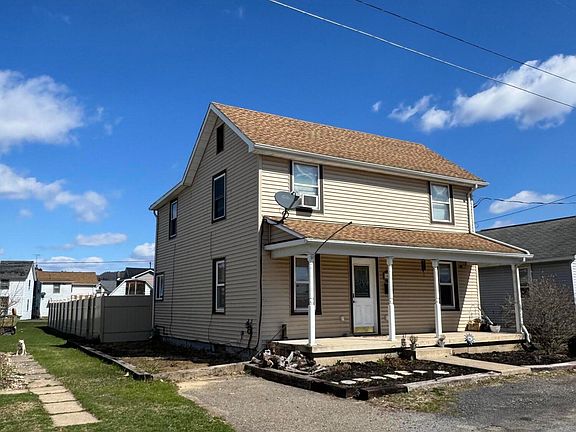 2nd image of 1427 Brittain St