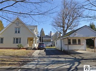 33 Chautauqua Ave, Lakewood, NY