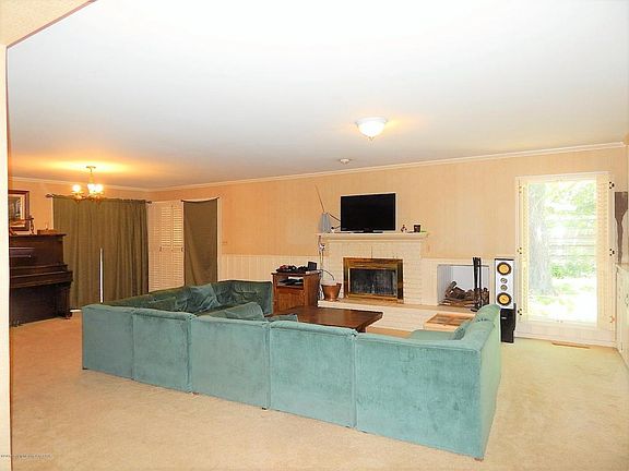 2nd image of 3605 Patterson Dr