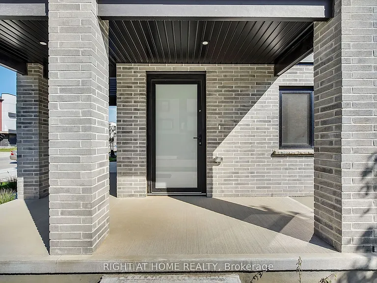 3550 Emily Carr Ln — Photo 3