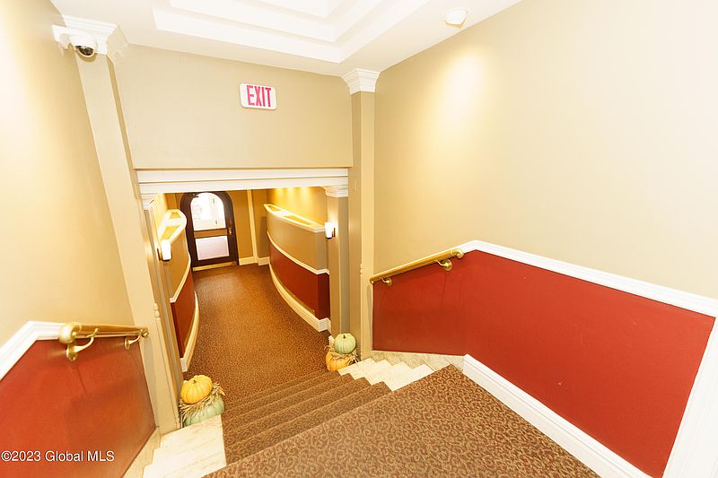 4th image of 352 State Street APT 1B
