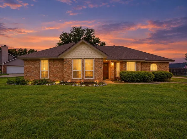 207 Country View Ln, Crandall, TX 75114
