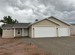 2171 White Dove Ln, Kaukauna, WI 54130