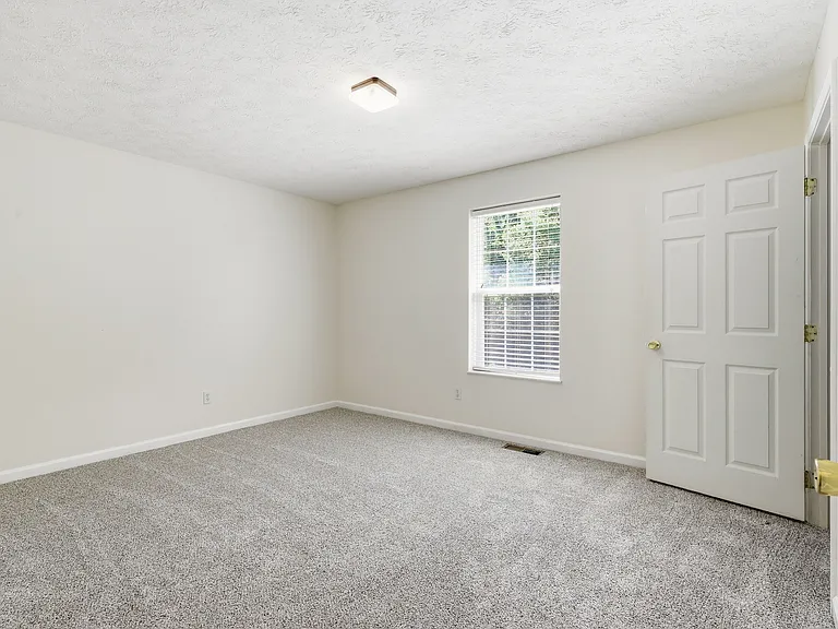1690 River Bend Rd — Photo 38