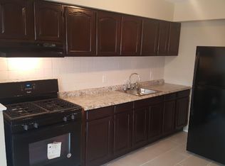 150 Cleveland St APT A3, Orange, NJ 07050