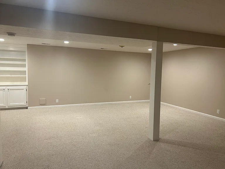 Additional finished lower level with built in's.