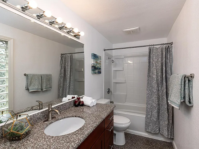 17815 NE 34th St — Photo 11