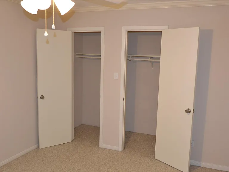6111 Beverly Hill St #43 — Photo 10