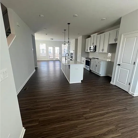 700 Payton Ln — Photo 7