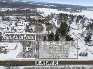 1468 Hudson Rd, Hillsdale, MI 49242