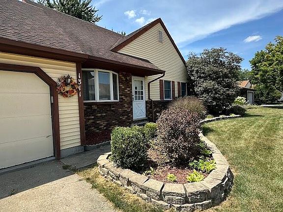 3rd image of 1311 Chesapeake Park Dr