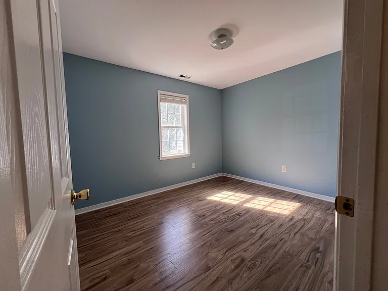 619 Village Gate Dr — Photo 7