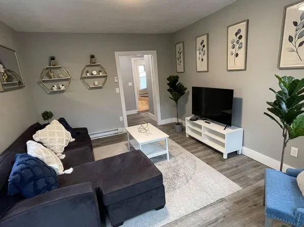 33 Gilman St #2, Somerville, MA 02145