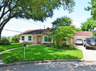 2503 Bandelier Dr, Houston, TX 77080
