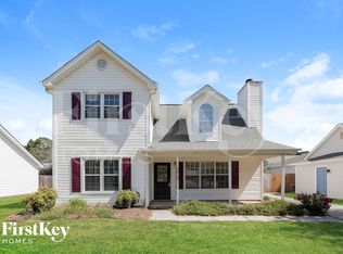 3612 Cedarbark Dr, Matthews, NC 28105