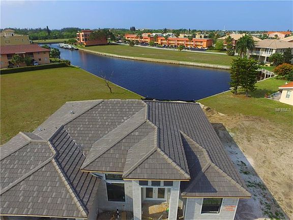 4th image of 2404 Magdalina Dr