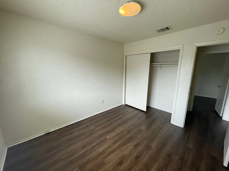 7603 Woodstone Cv #B — Photo 15