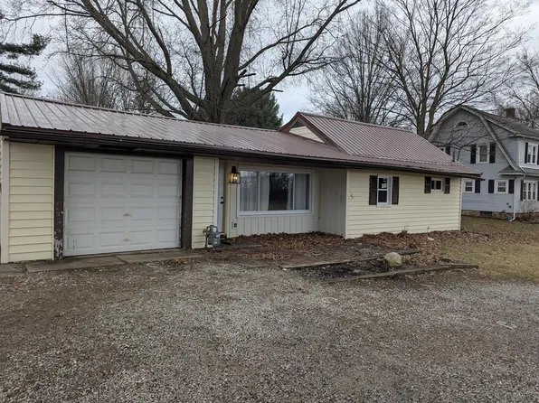 1818 Cottage St, Ashland, OH 44805