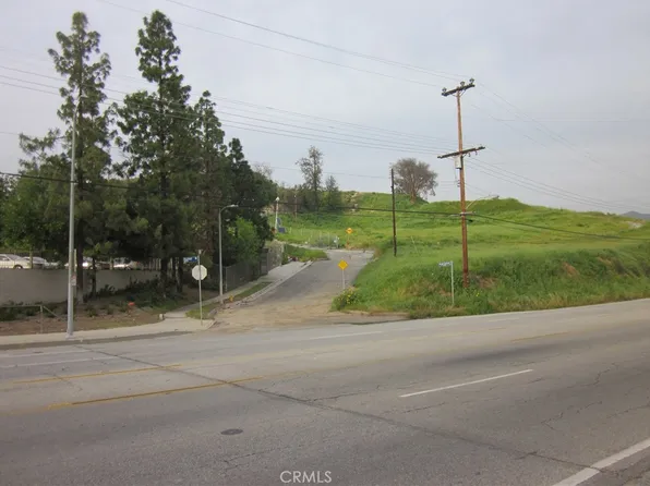 11819 Kagel Canyon St, Sylmar, CA 91342