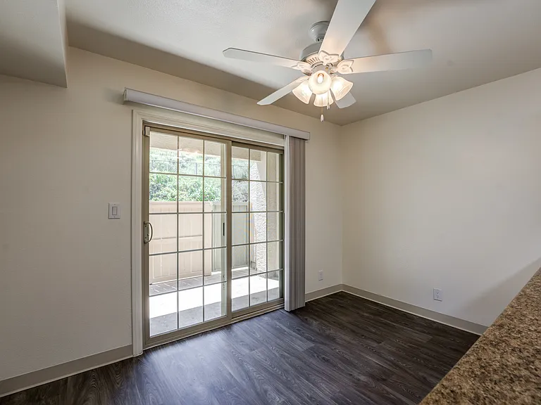 Eucalyptus Ridge - Military Housing — Photo 13
