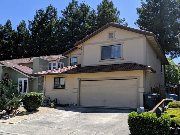 983 Hacienda Cir, Rohnert Park, CA 94928