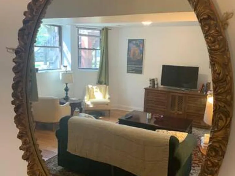 1648 W Farragut Ave #G — Photo 3