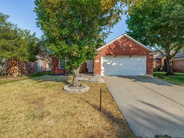 2529 Persimmon Dr, Little Elm, TX 75068