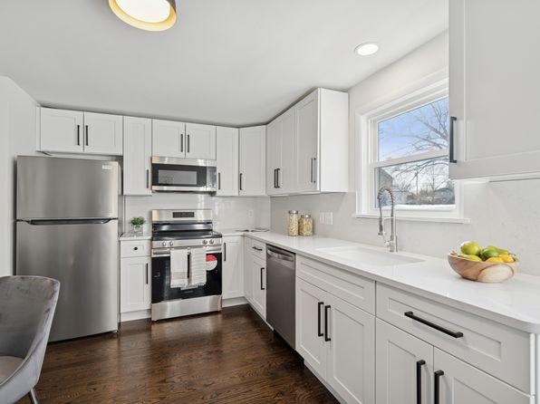 303-313 Lemon St