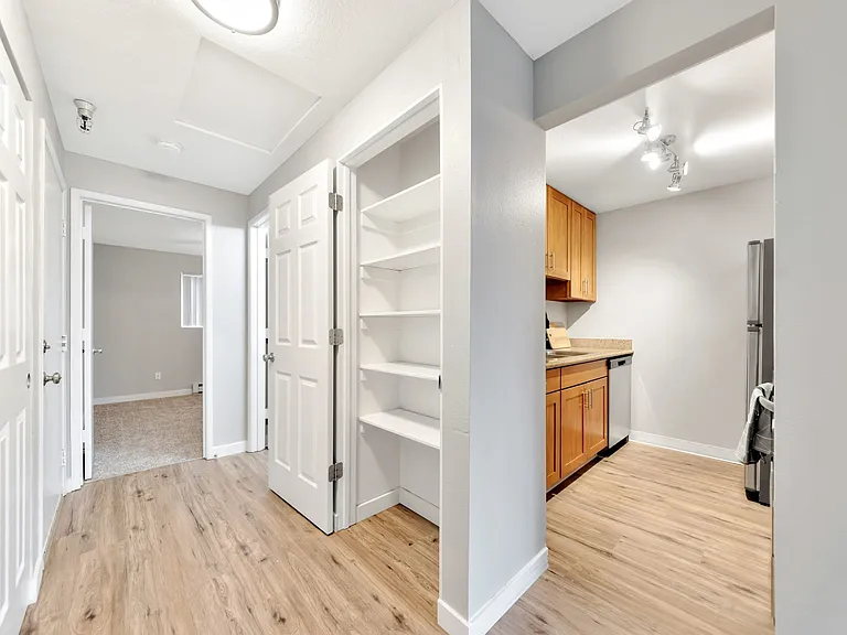 Terwilliger Terrace — Photo 11