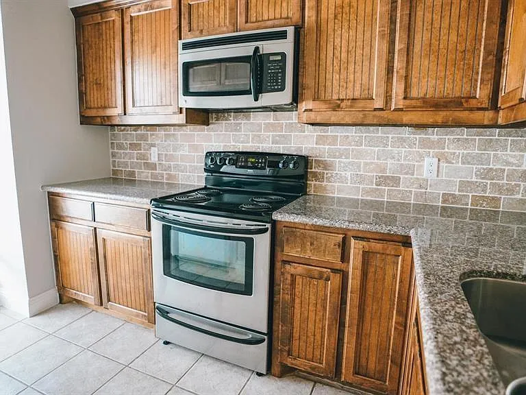 4144 Greystone Way #104 — Photo 3
