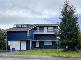 445 Pine St #2, Brookings, OR 97415