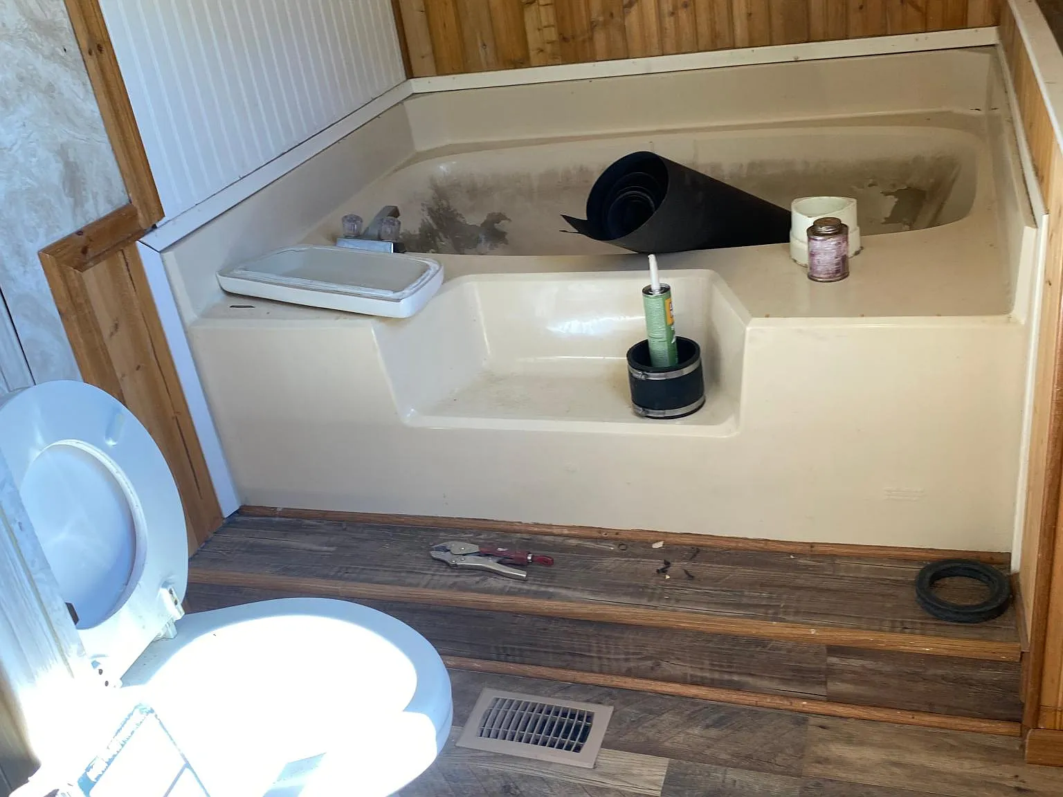 2 bed, 1150 sqft, $800 — Photo 2