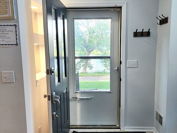 4th image of 11383 Fergus St NE Unit D