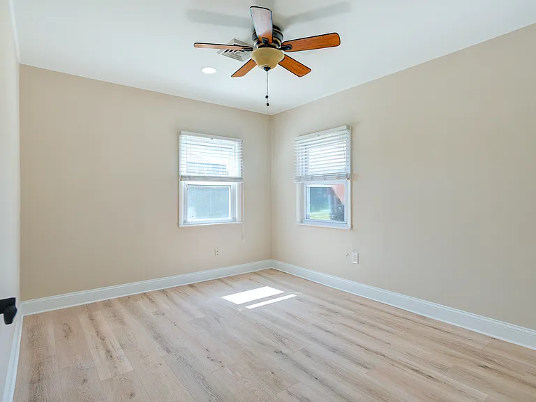 49 Mistletoe Ln — Photo 21